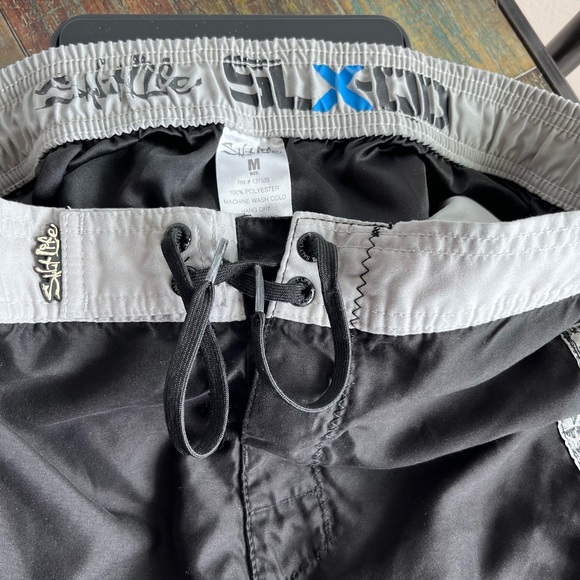 Salt life mens swim trunks, medium, black with gray trim, elastic waist - Picture 9 of 11